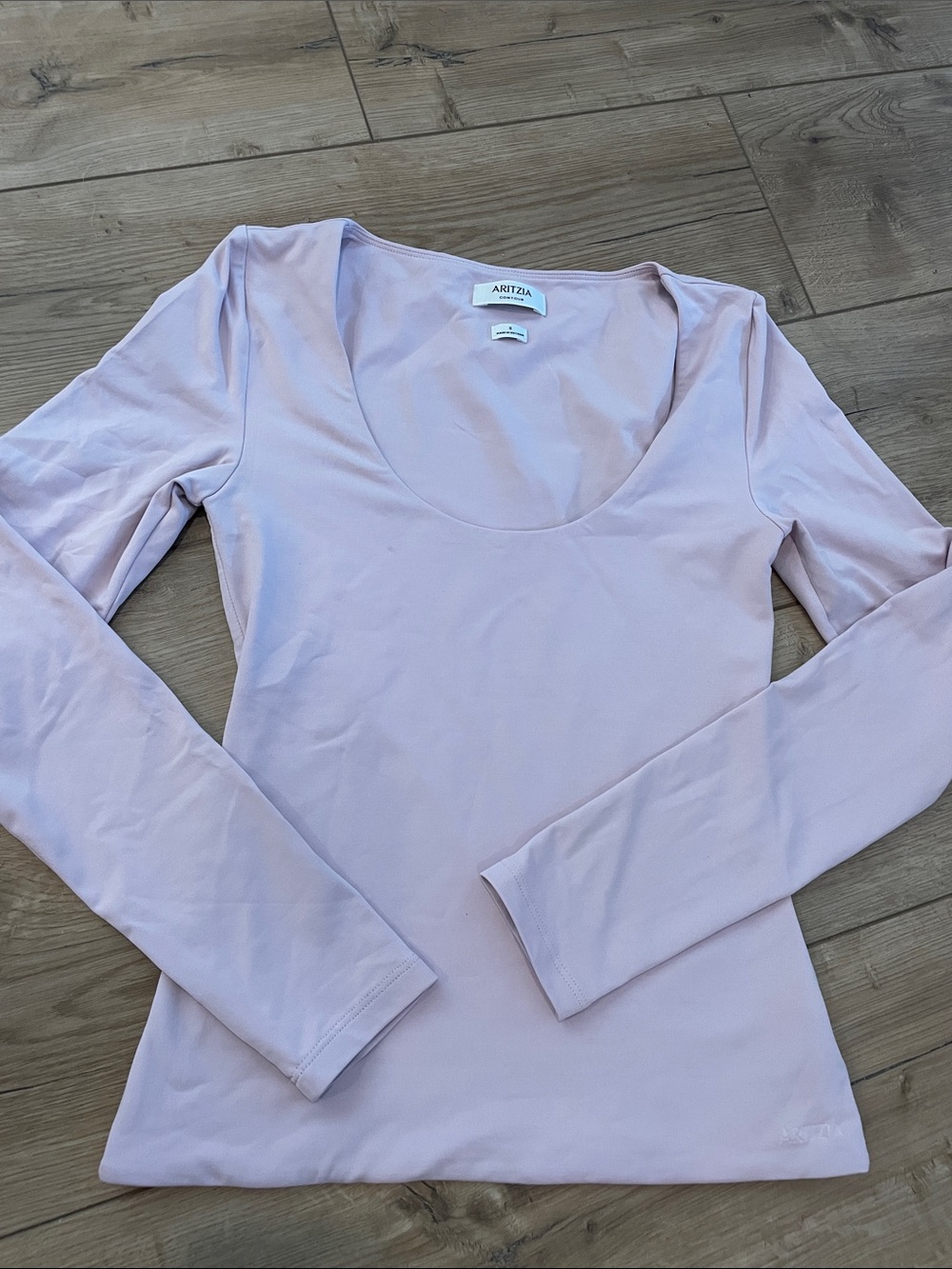 Aritzia Long Sleeve Scoop Neck Top in Light Lavender
